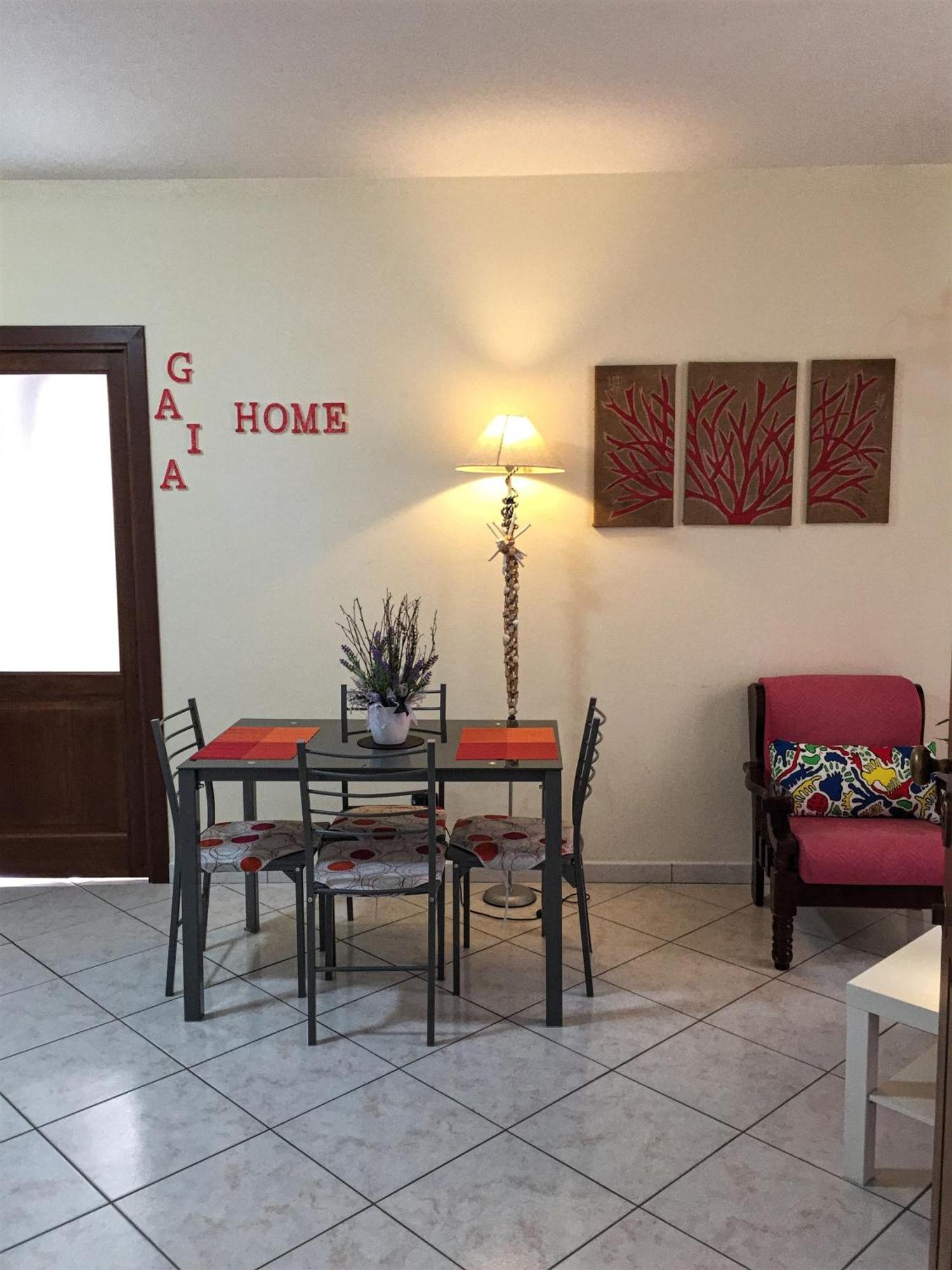 Gaia House Apartment