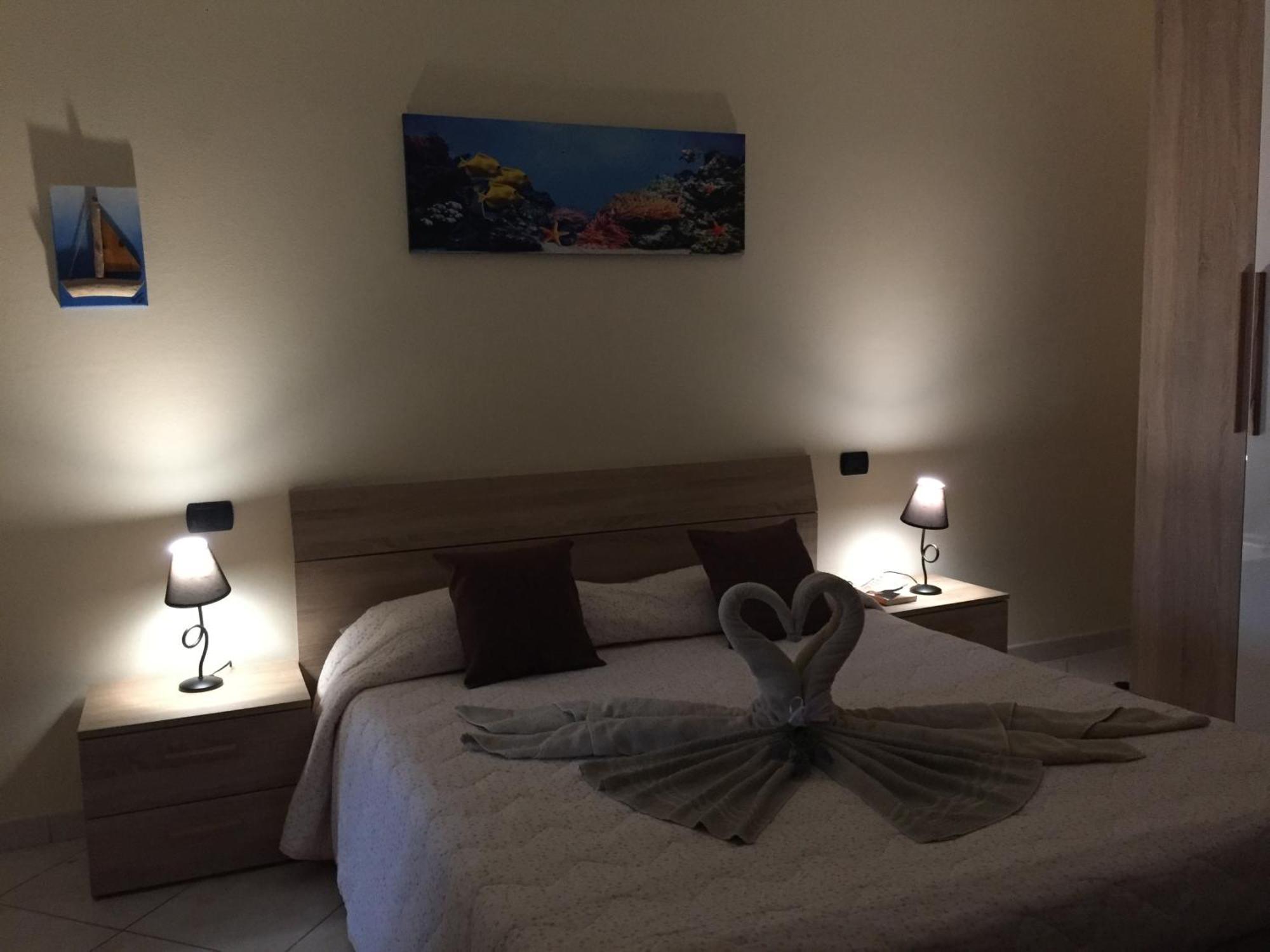 Gaia House Apartment *
